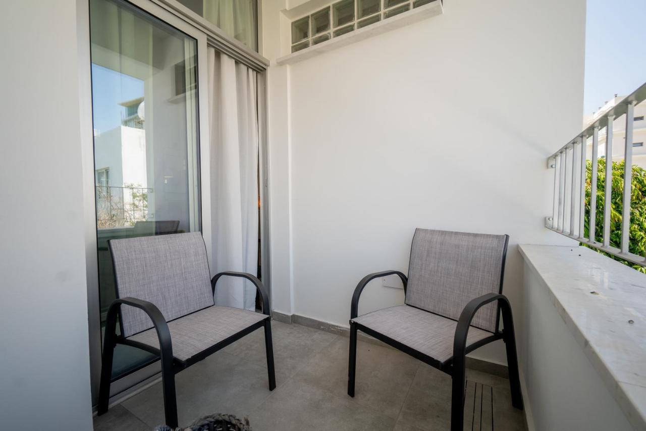 Kition City Apartments - Central Location ลาร์นาคา ภายนอก รูปภาพ
