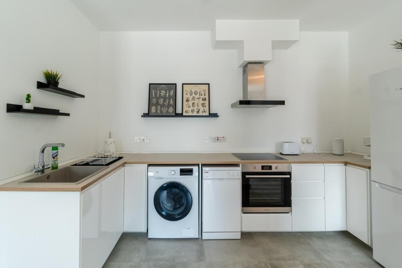 Kition City Apartments - Central Location ลาร์นาคา ภายนอก รูปภาพ