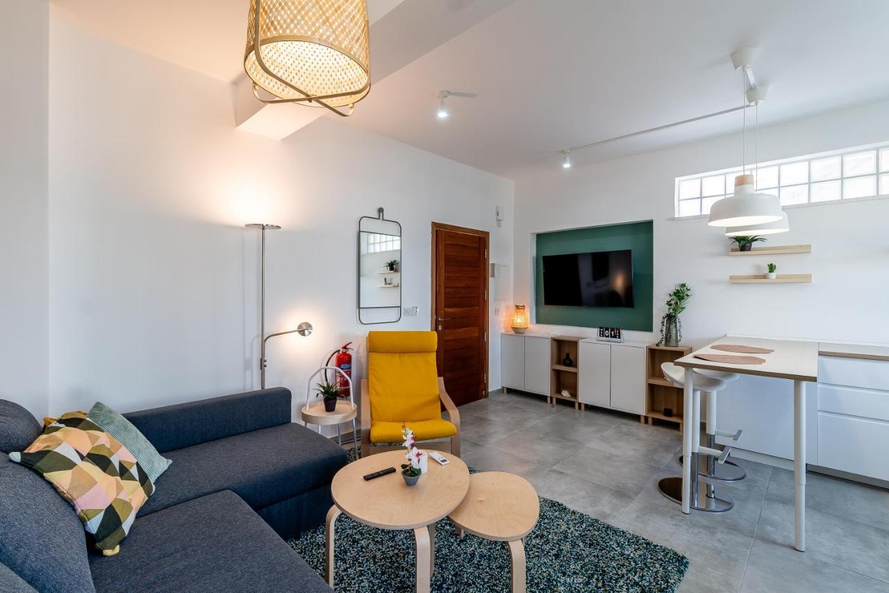 Kition City Apartments - Central Location ลาร์นาคา ภายนอก รูปภาพ