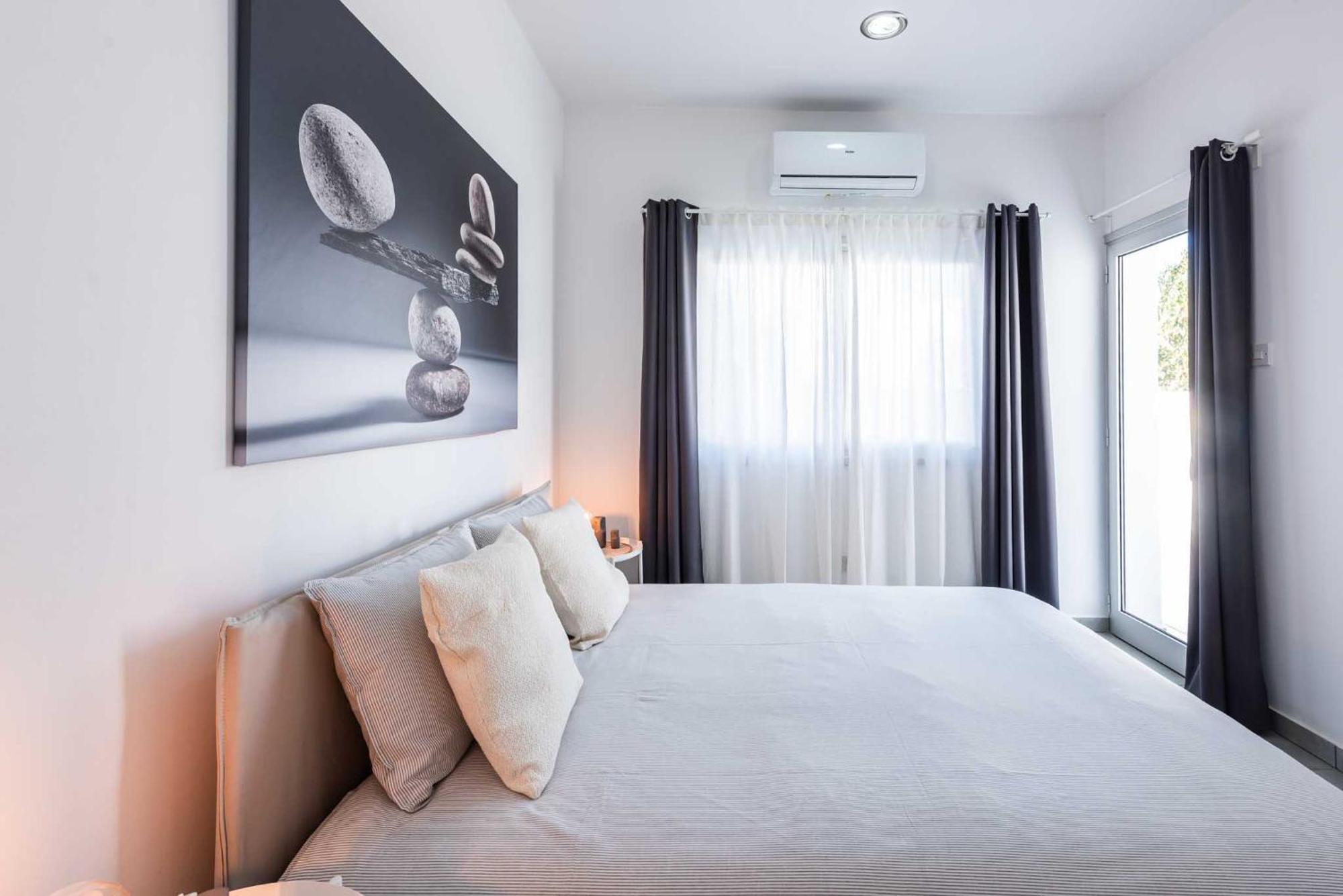 Kition City Apartments - Central Location ลาร์นาคา ภายนอก รูปภาพ