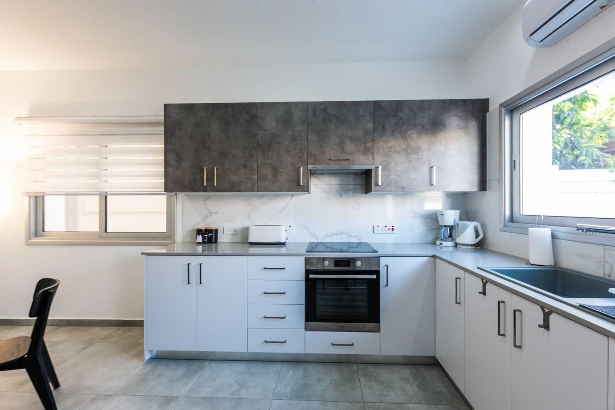 Kition City Apartments - Central Location ลาร์นาคา ภายนอก รูปภาพ